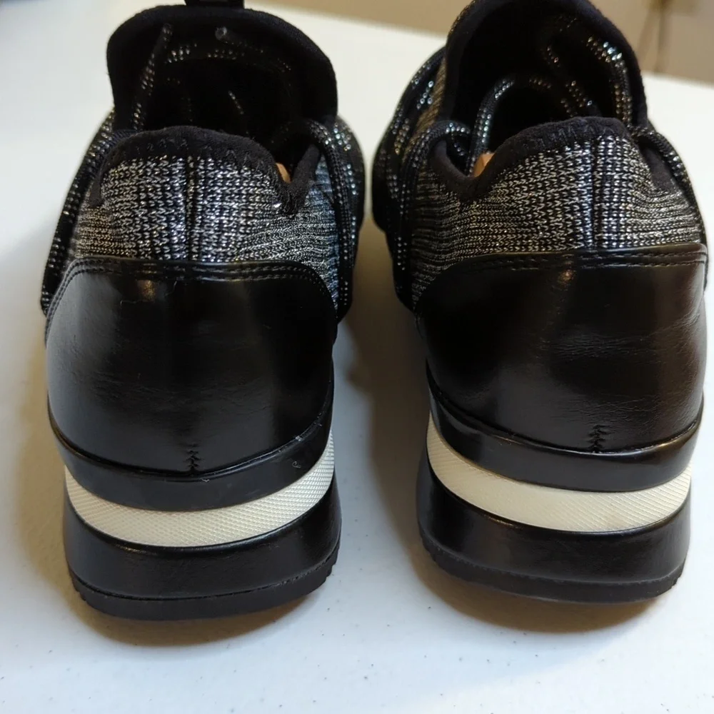 Urban Sport by J/Slides NYC Black Mara Sneaker Metallic Women's NWOB 10